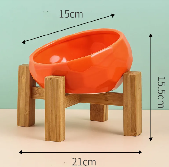 Tilted Ceramic Pet Bowl with Wooden Stand – Ergonomic Design for Cats & Dogs